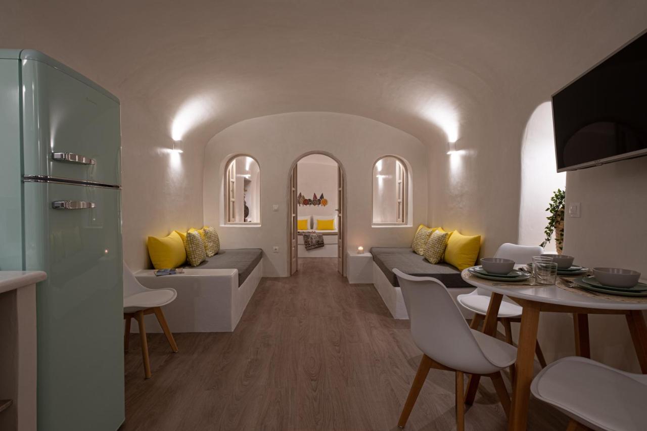 White Orchid Cave House & Studio Pýrgos Exteriör bild